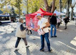 В этот прекрасный октябрьский день пообщались с гражданами на улицах столицы.